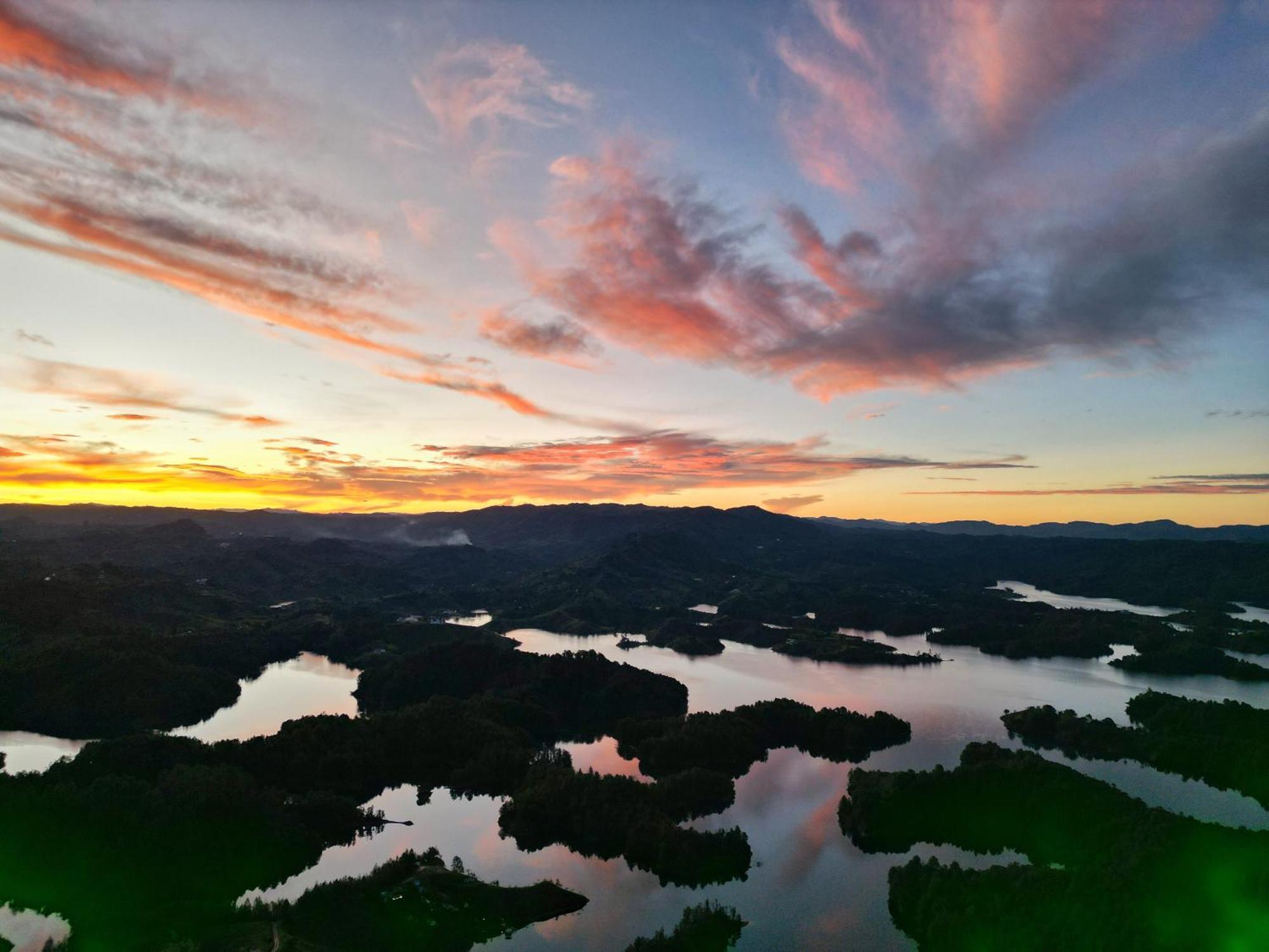 Levit Glamping - Hotel Guatape Penol (Adults Only) Kültér fotó